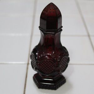 Vintage Avon 1876 Cape Cod Collection Ruby Red Glass Salt Pepper Shaker #20